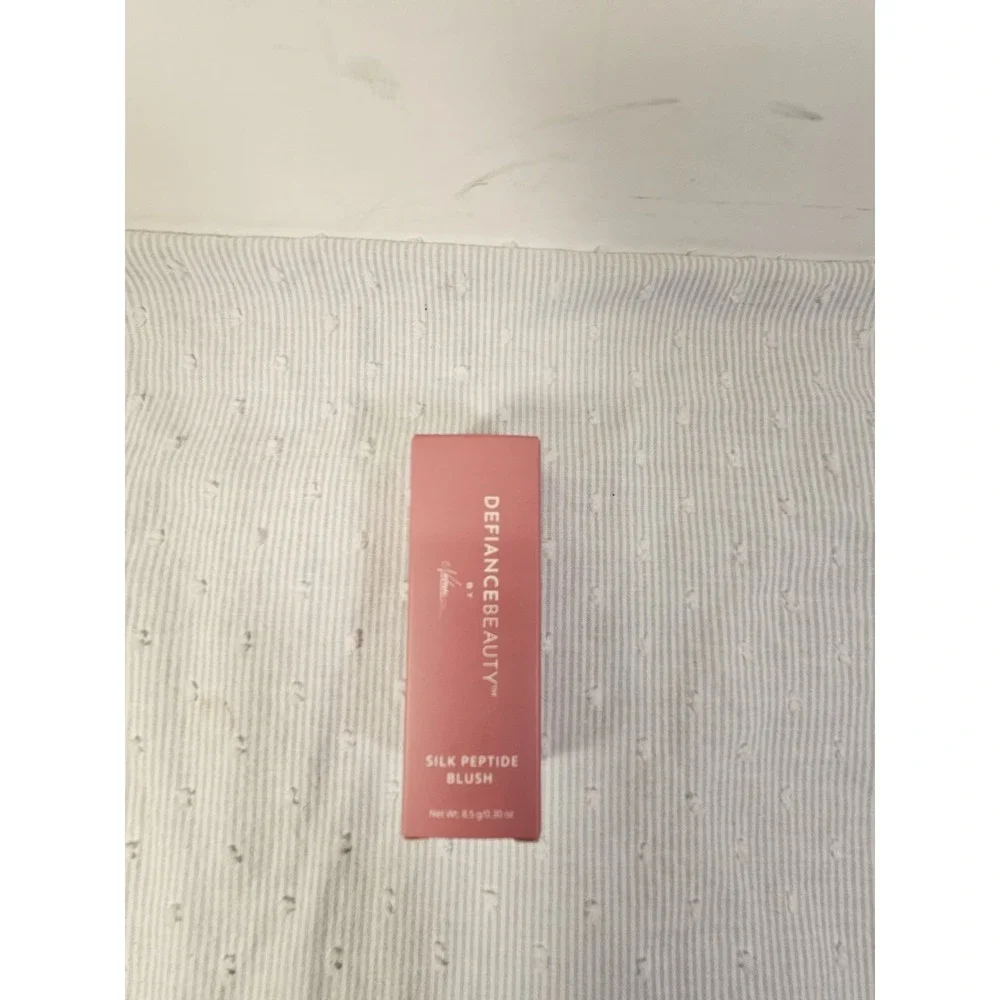 Defiance Beauty Silk Peptit Blush ‎ Color Afterglow